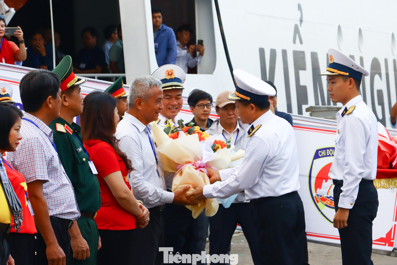 Theo lịch trình, đoàn sẽ tuần tiễu vùng biển từ Đà Nẵng đến Cồn Cỏ, từ Cồn Cỏ đến Lý Sơn và Lý Sơn đến Đà Nẵng.