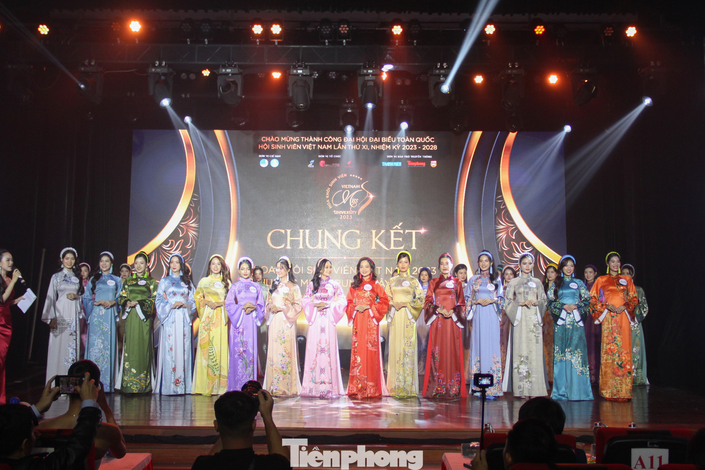 Qua 2 phần thi, BGK đã chấm chọn top 15 thí sinh xuất sắc nhất sẽ tiếp tục có mặt và tham dự Vòng Chung kết toàn quốc Hoa khôi Sinh viên Việt Nam năm 2023. Bên cạnh đó, top 5 bước vào phần thi ứng xử cũng được công bố. Qua 2 phần thi, BGK đã chấm chọn top 15 thí sinh xuất sắc nhất sẽ tiếp tục có mặt và tham dự Vòng Chung kết toàn quốc Hoa khôi Sinh viên Việt Nam năm 2023. Bên cạnh đó, top 5 bước vào phần thi ứng xử cũng được công bố.