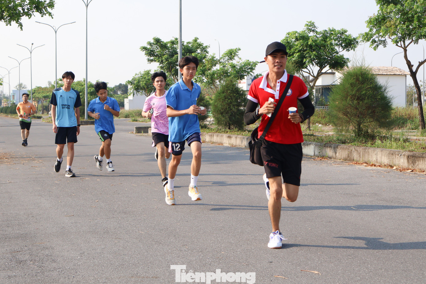 Anh Nguyễn Bá Duân, Phó Bí thư Thành Đoàn, Chủ tịch Hội LHTN TP Đà Nẵng cho biết: “Thời gian qua, hoạt động đi bộ/chạy bộ hưởng ứng Chiến dịch Triệu bước chân nhân ái được đoàn viên, thanh niên trên địa bàn tích cực hưởng ứng. Qua đây, tôi mong rằng hoạt động sẽ tiếp tục lan tỏa rộng rãi trong cộng đồng, đặc biệt là các bạn trẻ để chiến dịch sớm về đích”.