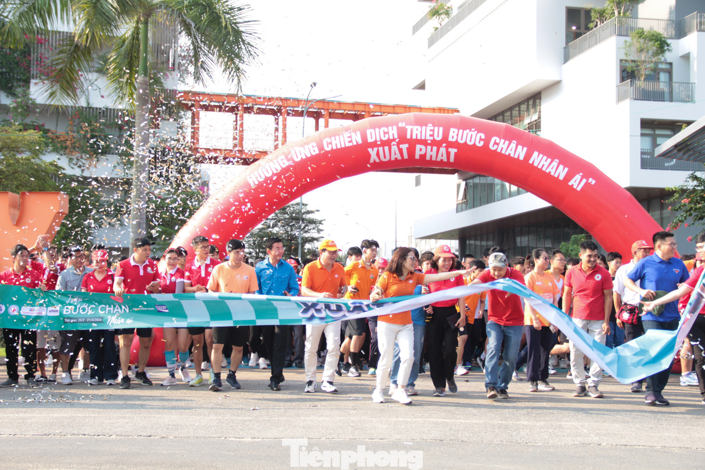 Toàn bộ số tiền gây quỹ được sử dụng để xây dựng 7 bếp ăn bán trú cho học sinh vùng cao; hỗ trợ sinh kế bền vững cho 70 gia đình nghèo, tổ chức Chợ Nhân đạo cung cấp nhu yếu phẩm cho 700 gia đình khó khăn; tư vấn hỗ trợ dinh dưỡng cho 7.000 trẻ em nghèo; tổ chức khám bệnh, cấp thuốc miễn phí cho 7.000 người dân có hoàn cảnh khó khăn tại các tỉnh Điện Biên, Sơn La, Thái Nguyên.