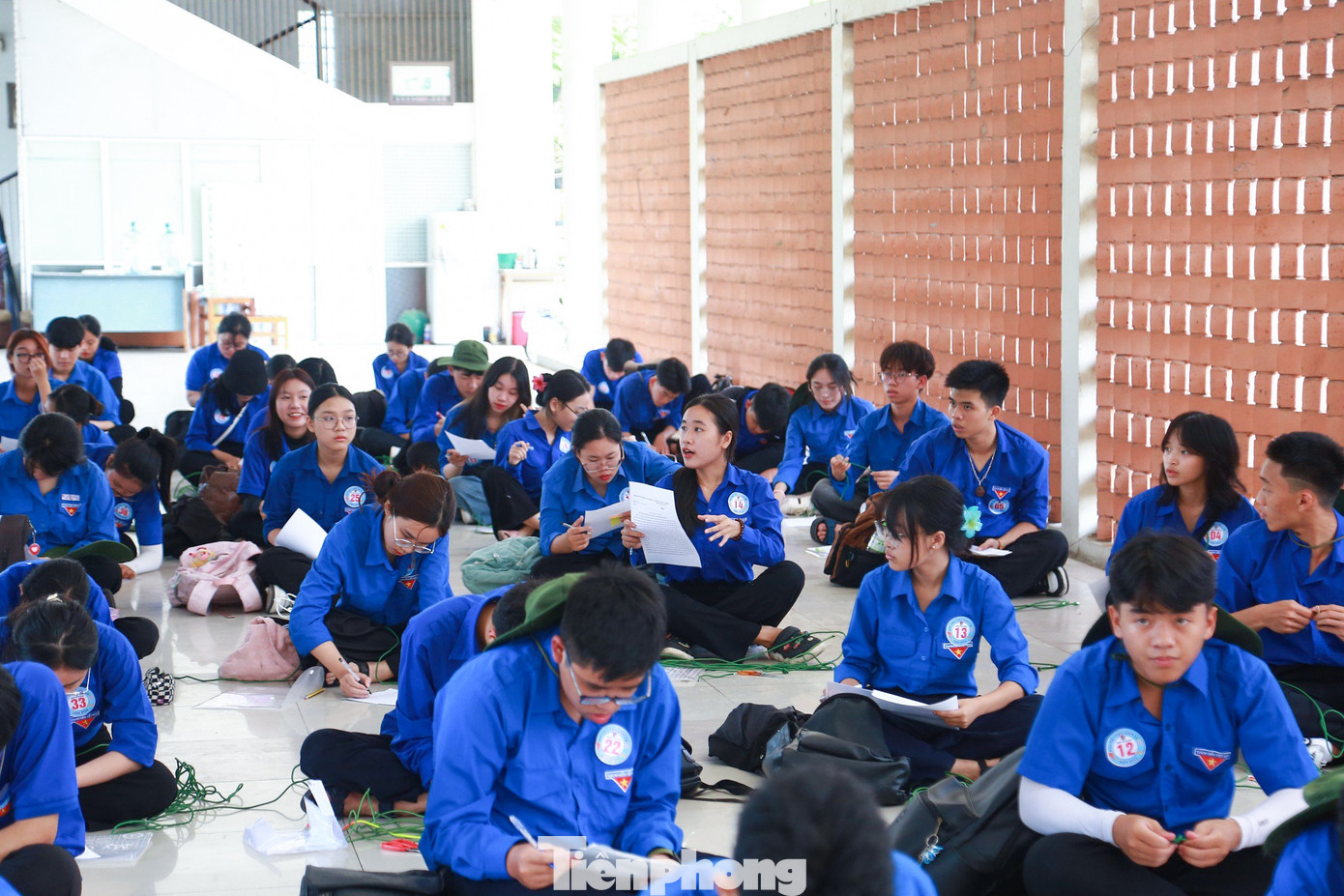 “Thủ lĩnh gen Z không chỉ xoay quanh các kỹ năng Đoàn – Hội truyền thống mà còn có nhiều hoạt động hỗ trợ các cán bộ Đoàn trường học phát triển các kỹ năng thực hành xã hội mới phục vụ cho việc xây dựng hành trang cá nhân, cũng như góp phần phát triển tổ chức Đoàn tại cơ sở với tinh thần chủ động, tích cực, sáng tạo, dám dấn thân để trưởng thành”, anh Hùng nói.