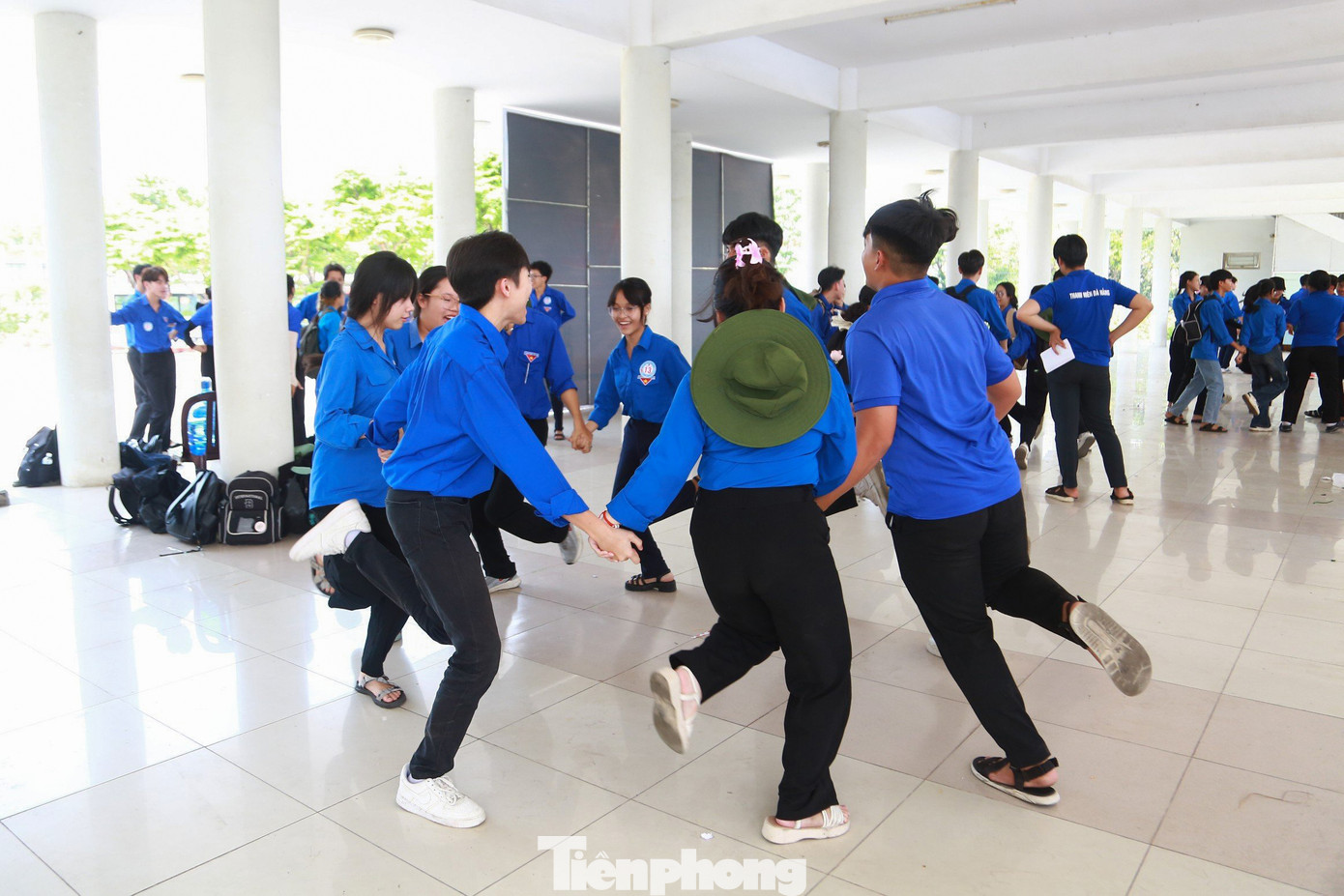 Ban Tổ chức đã trao một Giải Nhất, một Giải Nhì, 2 Giải Ba và 3 Giải Khuyến khích toàn đoàn cho các đơn vị quận, huyện Đoàn; trao Bằng khen và cúp cho Top 10 thí sinh xuất sắc nhất và trao Giấy chứng nhận cho 70 thí sinh tham gia tốt các nội dung trong Hội thi.