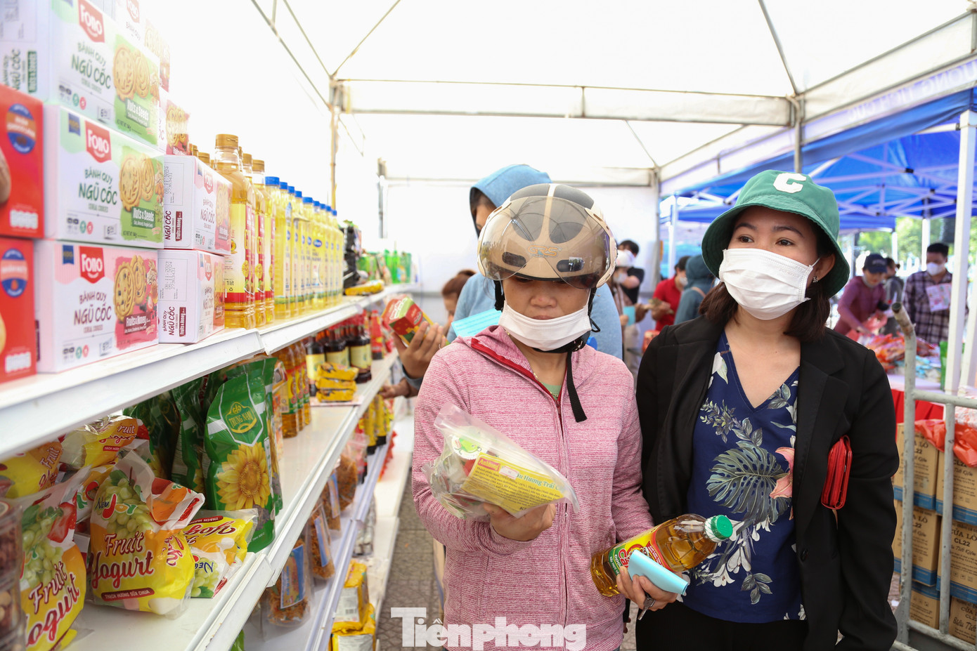 Trong tháng 5/2024, T.Ư Hội LHTN Việt Nam phối hợp với Công ty TCP Việt Nam – Nhãn hàng Red Bull tổ chức “Ngày hội Thanh niên công nhân – Lan tỏa năng lượng tích cực” năm 2024. Chuỗi ngày hội được tổ chức ở 3 tỉnh, thành cấp T.Ư gồm: Đà Nẵng (vào ngày 11/5 - 12/5), Thanh Hóa (vào ngày 17/5 - 18/5) và Hải Phòng (vào ngày 24/5- 25/5). Ngoài ra, các hoạt động hưởng ứng Ngày hội Thanh niên công nhân còn được tổ chức ở các tỉnh, thành có khu công nghiệp lớn như: Thái Nguyên, Nghệ An, Bắc Giang.