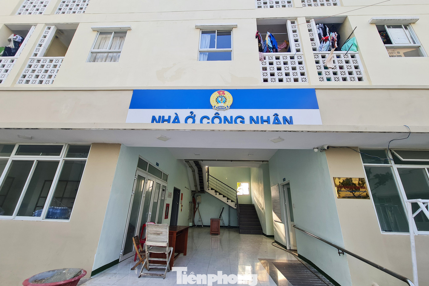 Công nhân không mặn mà với khu nhà ở công nhân ở KCN Hòa Cầm vì diện tích mỗi căn hộ quá nhỏ, không đủ để các gia đình với 3 nhân khẩu sinh hoạt