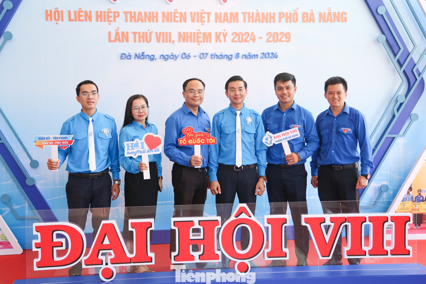 “Đại hội kêu gọi tuổi trẻ toàn thành phố đoàn kết một lòng, phát huy truyền thống anh hùng của quê hương, nêu cao tinh thần tình nguyện của tuổi trẻ, tận dụng mọi thời cơ, vượt qua mọi khó khăn, thách thức thực hiện thắng lợi các nhiệm vụ công tác Hội và phong trào thanh niên thời gian tới, góp phần xây dựng thành phố Đà Nẵng giàu đẹp, văn minh, hiện đại”, anh Duân nói.