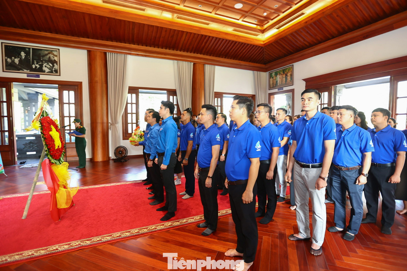 Giải thưởng 15 tháng 10 là giải thưởng cao quý của T.Ư Hội LHTN Việt Nam trao tặng cho các cán bộ Hội, thủ lĩnh thanh niên, Hội viên, thanh niên có thành tích tiêu biểu, xuất sắc trong công tác Hội và phong trào thanh niên.