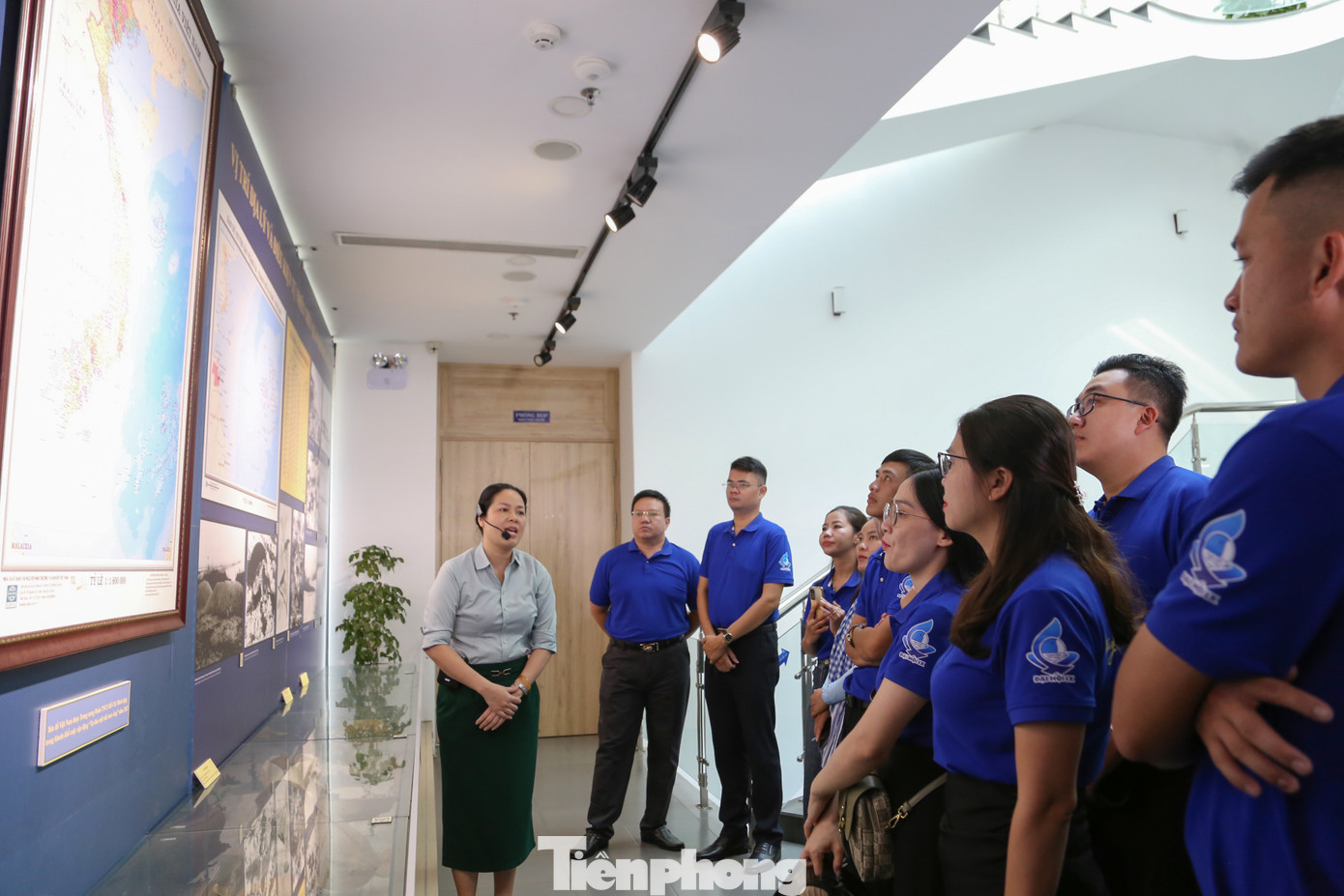 Đặc biệt, các đại biểu có cơ hội được tìm hiểu về lịch sử, chủ quyền biển đảo và quá trình đấu tranh bảo vệ từng mét biển của Tổ quốc tại Nhà trưng bày Hoàng Sa.