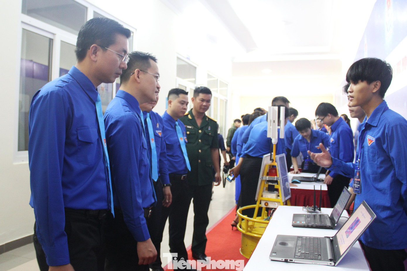 Các sản phẩm sáng tạo trưng bày đều là những giải pháp, sáng kiến, cải tiến kỹ thuật thuộc các lĩnh vực nghiên cứu khoa học và công nghệ có khả năng ứng dụng phục vụ sản xuất, đời sống, kinh tế xã hội của TP Đà Nẵng.