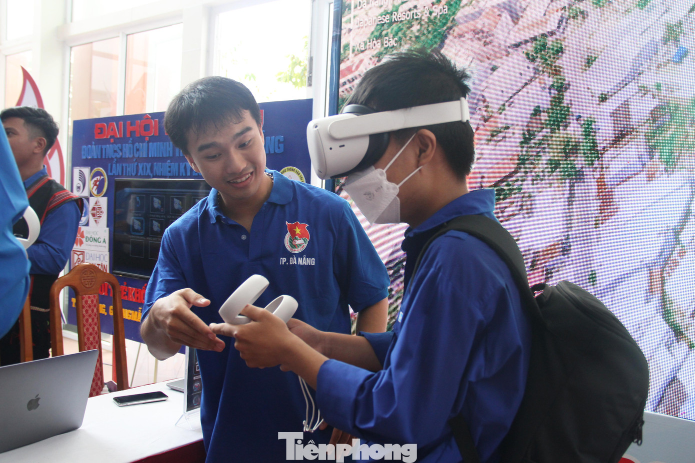 Các hoạt động thúc đẩy chuyển đổi số, khởi nghiệp đổi mới sáng tạo, thanh niên lập nghiệp... cũng được tổ chức thường xuyên, liên tục; tạo môi trường thuận lợi cho đoàn viên thanh niên bắt kịp xu thế chuyển đổi số, cách mạng công nghiệp 4.0..., gắn liền với định hướng xây dựng và phát triển của Đà Nẵng trong thời kì mới.