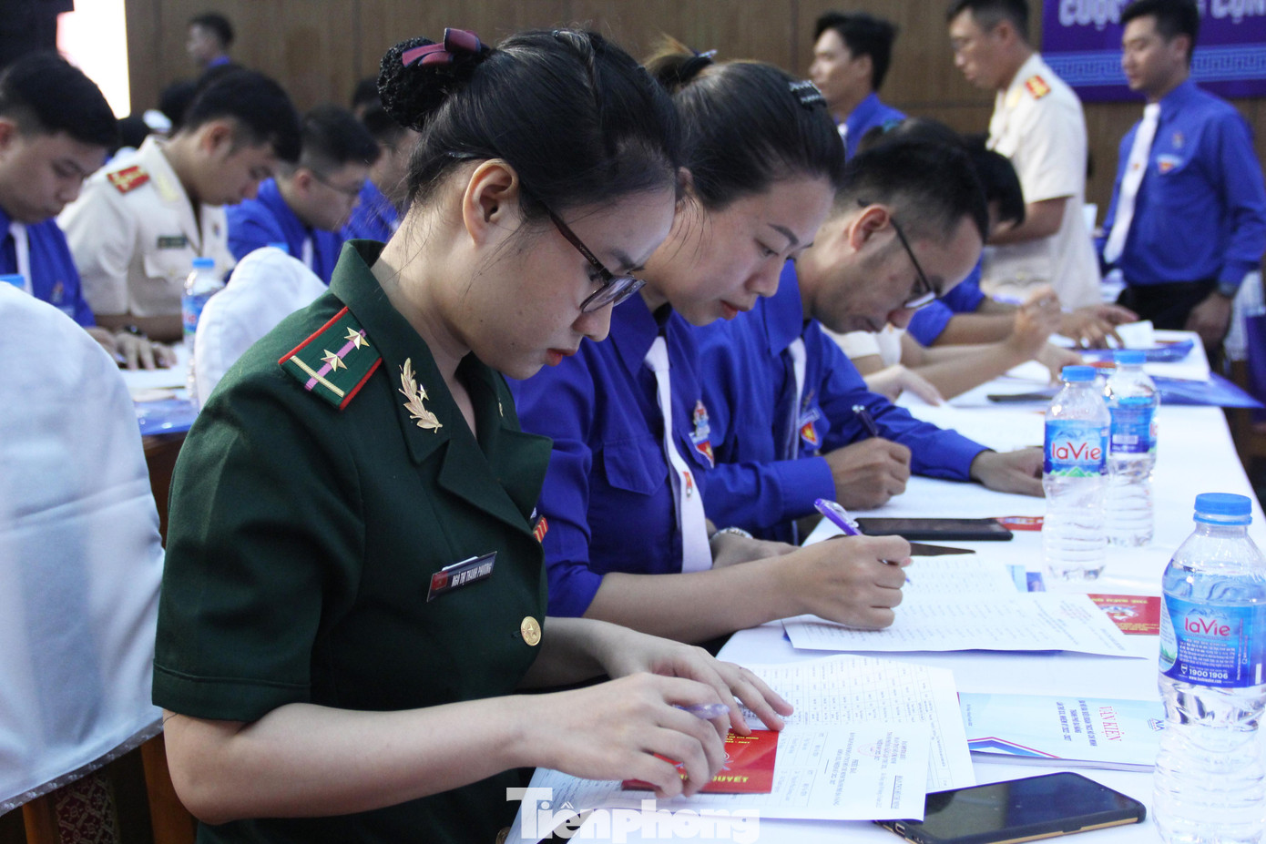 Trong phiên làm việc thứ 2, Đại hội Đại biểu Đoàn TNCS TP Đà Nẵng lần thứ XIX đã bầu BCH Thành Đoàn Đà Nẵng khóa XIX, nhiệm kỳ 2022 - 2027. Ảnh: Giang Thanh