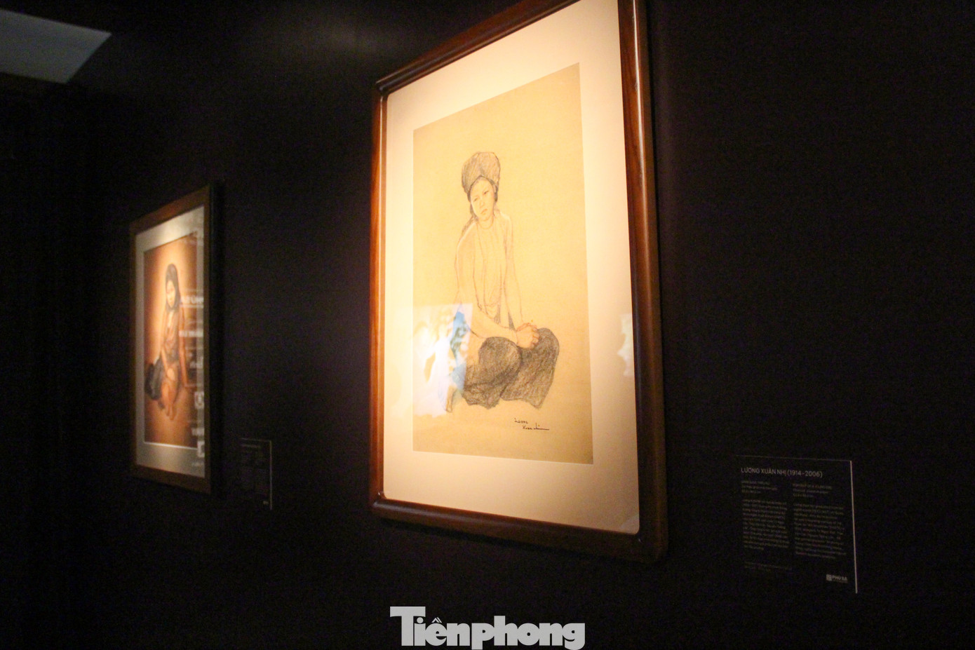 Nhiều tác phẩm hội họa về người phụ nữ Việt Nam được giới thiệu đến công chúng.