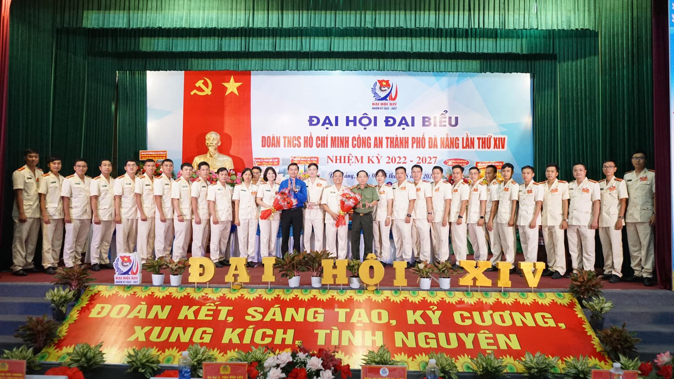 Các nhân sự được giới thiệu bầu tại Đại hội có tỷ lệ phiếu đồng ý cao (tỷ lệ trung bình trên 95%) Các nhân sự được giới thiệu bầu tại Đại hội có tỷ lệ phiếu đồng ý cao (tỷ lệ trung bình trên 95%)