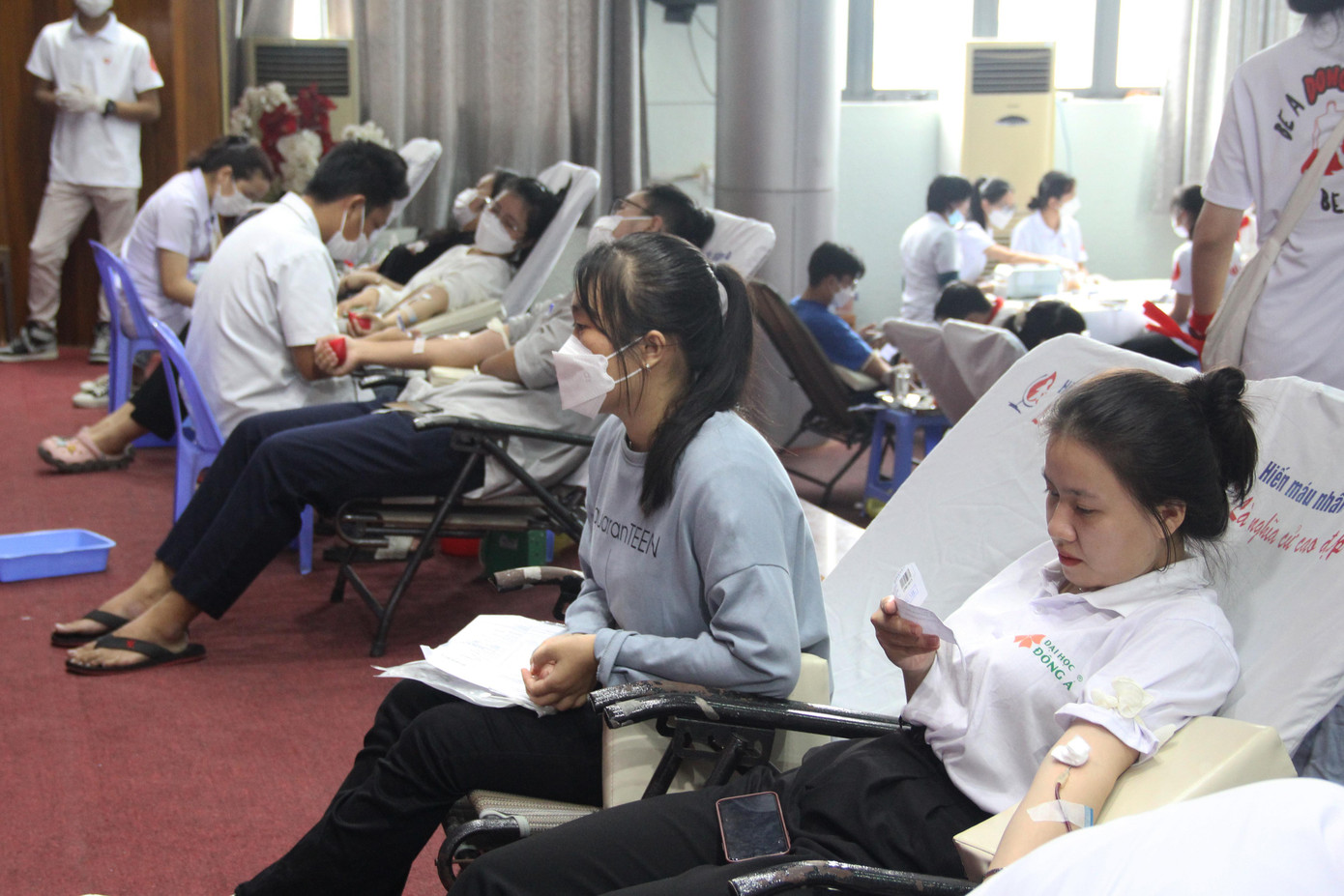 Năm nay, Ngày hội Chủ nhật Đỏ lần thứ XV - năm 2023 tại Đà Nẵng được tổ chức 3 đợt tại Đại học Đông Á, Đại học Kỹ thuật Y - Dược Đà Nẵng và Thành Đoàn Đà Nẵng. Dự kiến, chuỗi sự kiện Chủ nhật Đỏ tại Đà Nẵng sẽ thu về khoảng 1.500 đơn vị máu để phục vụ công tác cấp cứu và điều trị trong dịp Tết Nguyên đán.