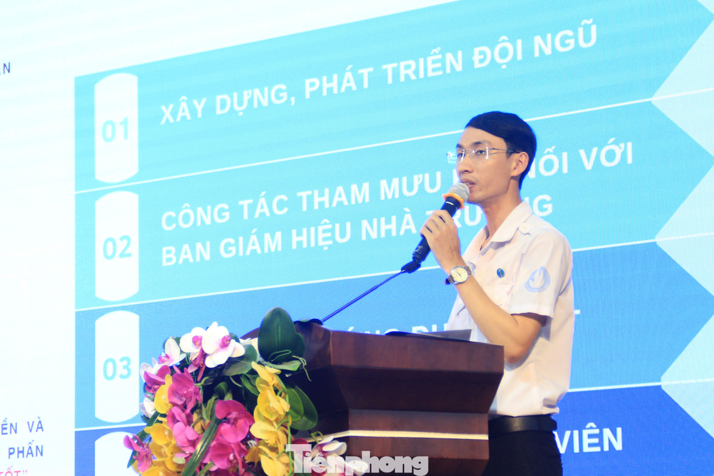 Nhiều ý kiến góp ý tạo các diễn đàn để kết nối các thế hệ Sinh viên 5 tốt nhằm chia sẻ kinh nghiệm rèn luyện, phấn đấu đạt danh hiệu