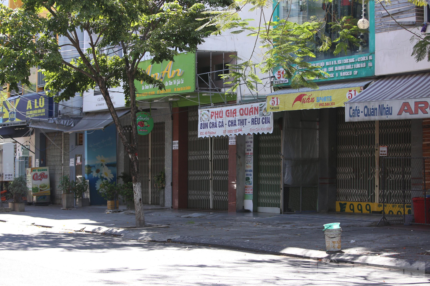 Đa phần các cửa hàng kinh doanh dịch vụ ăn uống ở vùng xanh vẫn tiếp tục đóng cửa