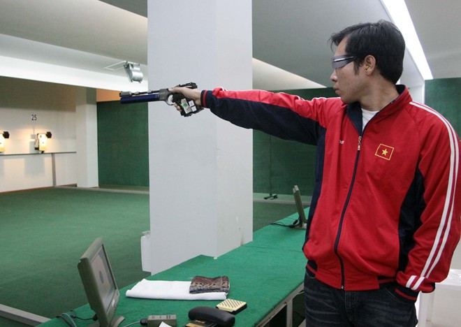 Xạ thủ Hoàng Xuân Vinh