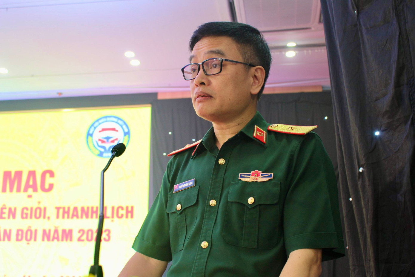 Phát biểu khai mạc, Thiếu tướng Nguyễn Trường Giang - Cục trưởng Cục Quân y, nhấn mạnh: Hội thi là dịp để kiểm tra năng lực chuyên môn của đội ngũ điều dưỡng viên quân đội hiện nay và là cơ hội rất hiếm có để các bệnh viện tự khẳng định mình, có thêm kinh nghiệm học hỏi lẫn nhau. Từ đó có kế hoạch, đề xuất các mặt công tác điều dưỡng phù hợp, tạo nên sự chuyển biến mạnh mẽ, chất lượng và hiệu quả trong công tác chăm sóc người bệnh tại các cơ sở điều trị toàn quân.