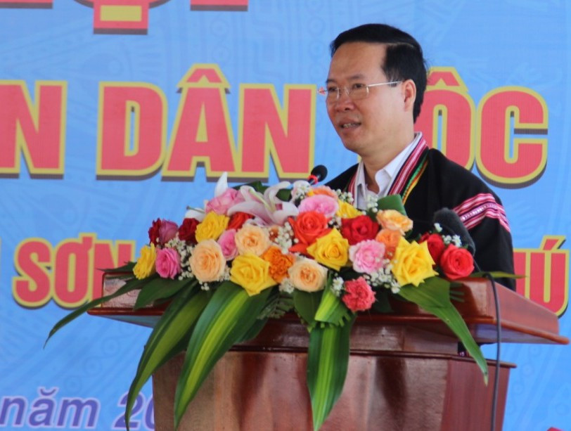 Chủ tịch nước Võ Văn Thưởng phát biểu tại Ngày hội Đại Đoàn kết toàn dân tộc xã Suối Trai.