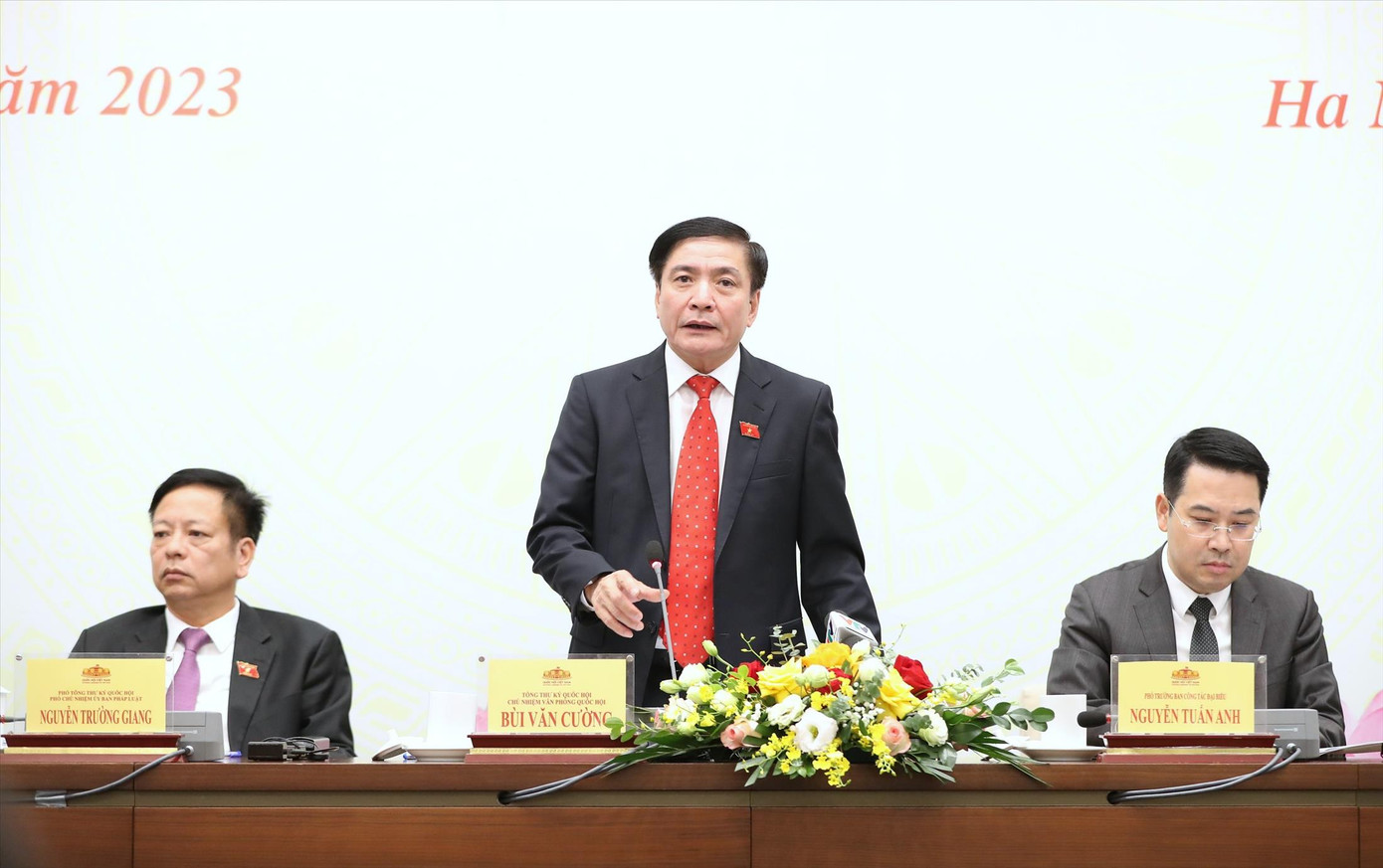 Tổng Thư ký Quốc hội Bùi Văn Cường chủ trì họp báo. Ảnh: Như Ý Tổng Thư ký Quốc hội Bùi Văn Cường chủ trì họp báo. Ảnh: Như Ý