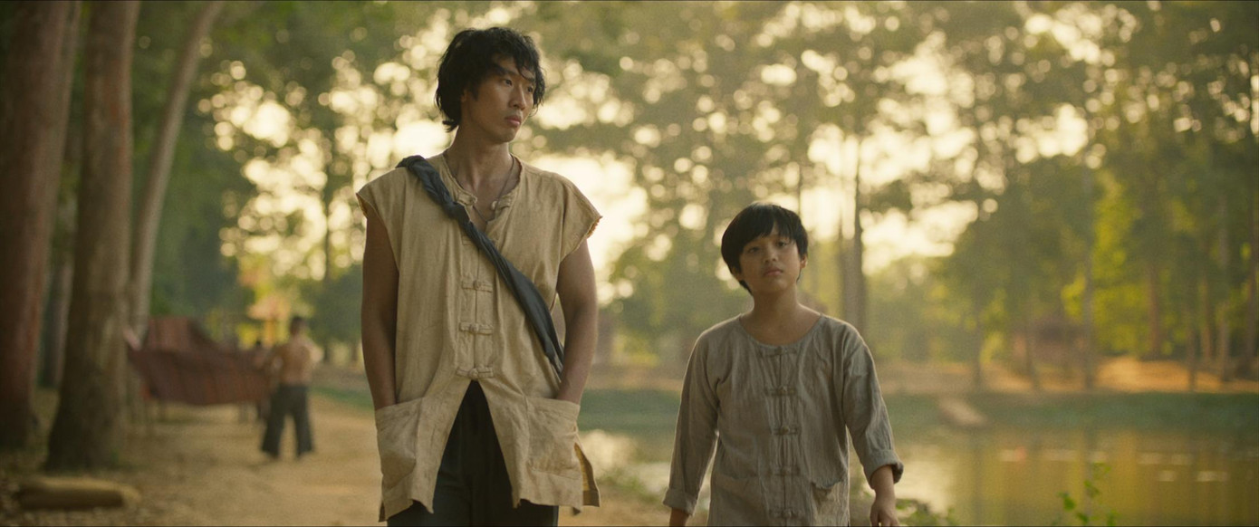 Phim Đất rừng phương Nam gây tranh cãi vì những chi tiết liên quan đến lịch sử.