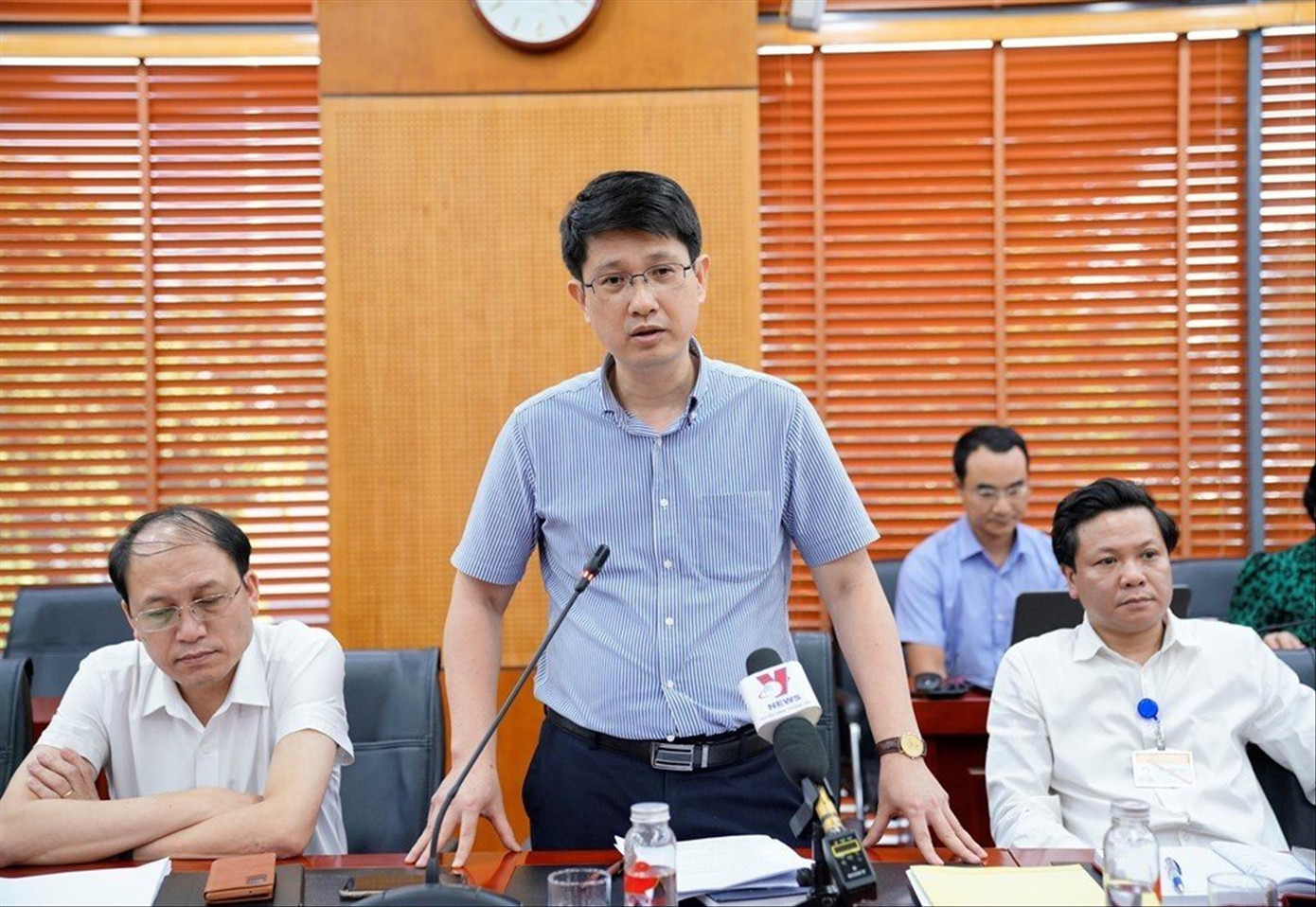 Ông Nguyễn Tuấn Ninh - Vụ trưởng Vụ Công chức, Viên chức (Bộ Nội vụ) Ông Nguyễn Tuấn Ninh - Vụ trưởng Vụ Công chức, Viên chức (Bộ Nội vụ)