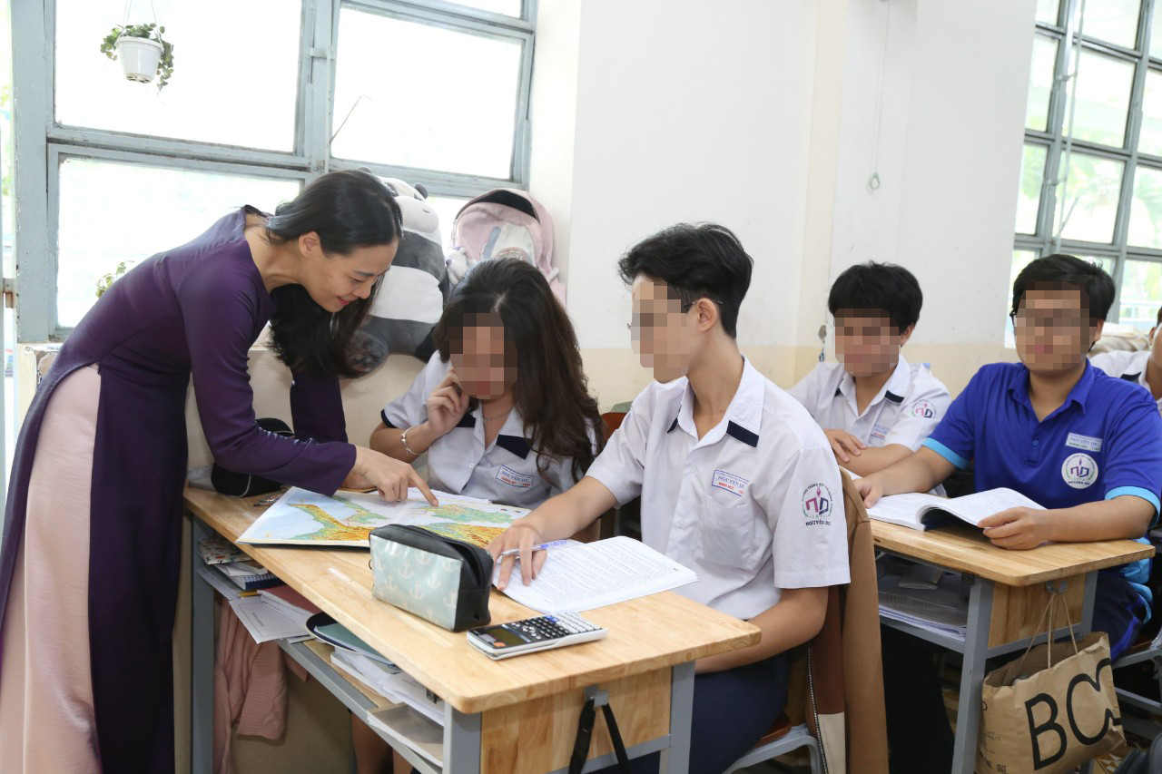 Thông tin của học sinh đang bị lộ lọt khiến nguy cơ gia tăng lừa đảo học đường. Ảnh minh họa: Nguyễn Dũng