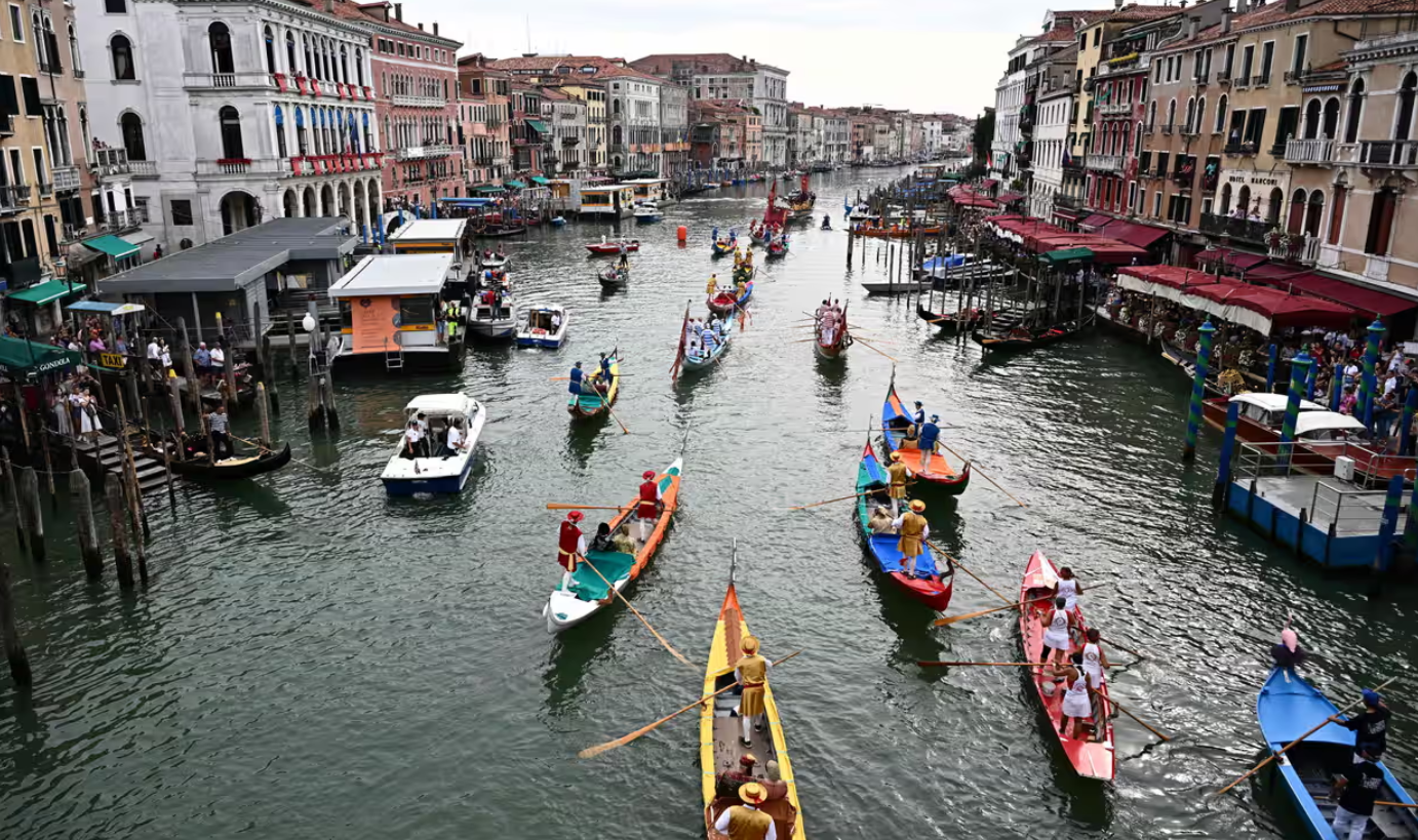 Con kênh chính của Venice - “thành phố trên mặt nước”.