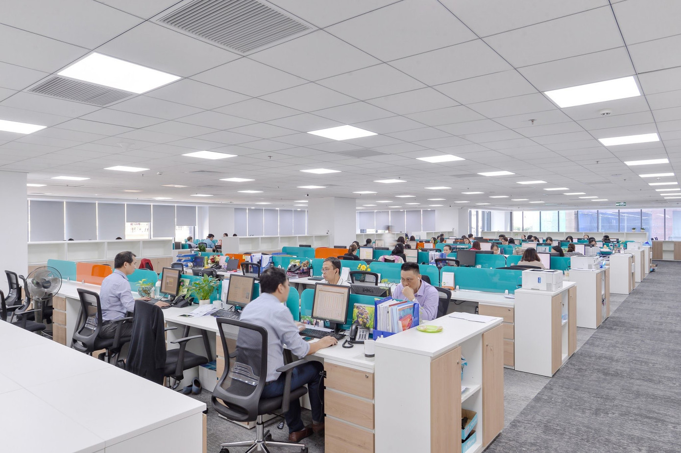 Tại ABBANK, các CBNV luôn có sự gắn kết và tình yêu với tổ chức Tại ABBANK, các CBNV luôn có sự gắn kết và tình yêu với tổ chức