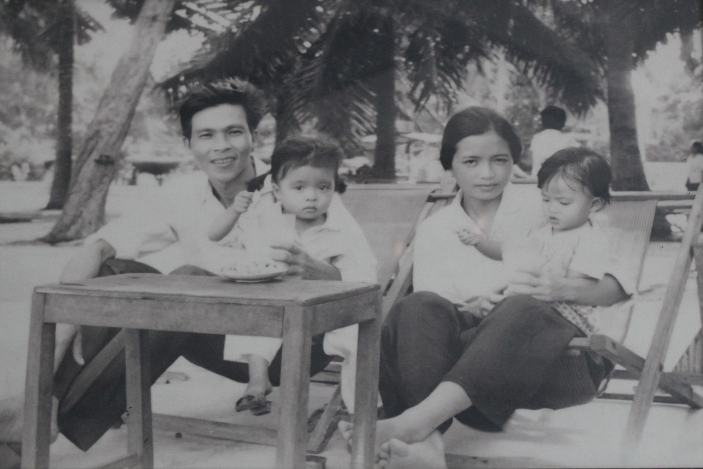 Gia đình ông Khánh ngày đầu vào Nha Trang. Ảnh: Khánh Nguyên Gia đình ông Khánh ngày đầu vào Nha Trang. Ảnh: Khánh Nguyên