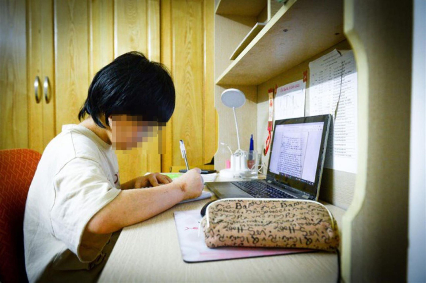 Ngọc Hà vừa chữa bệnh ung thư, vừa nỗ lực sống bình thường. Ảnh: Châu Linh Ngọc Hà vừa chữa bệnh ung thư, vừa nỗ lực sống bình thường. Ảnh: Châu Linh