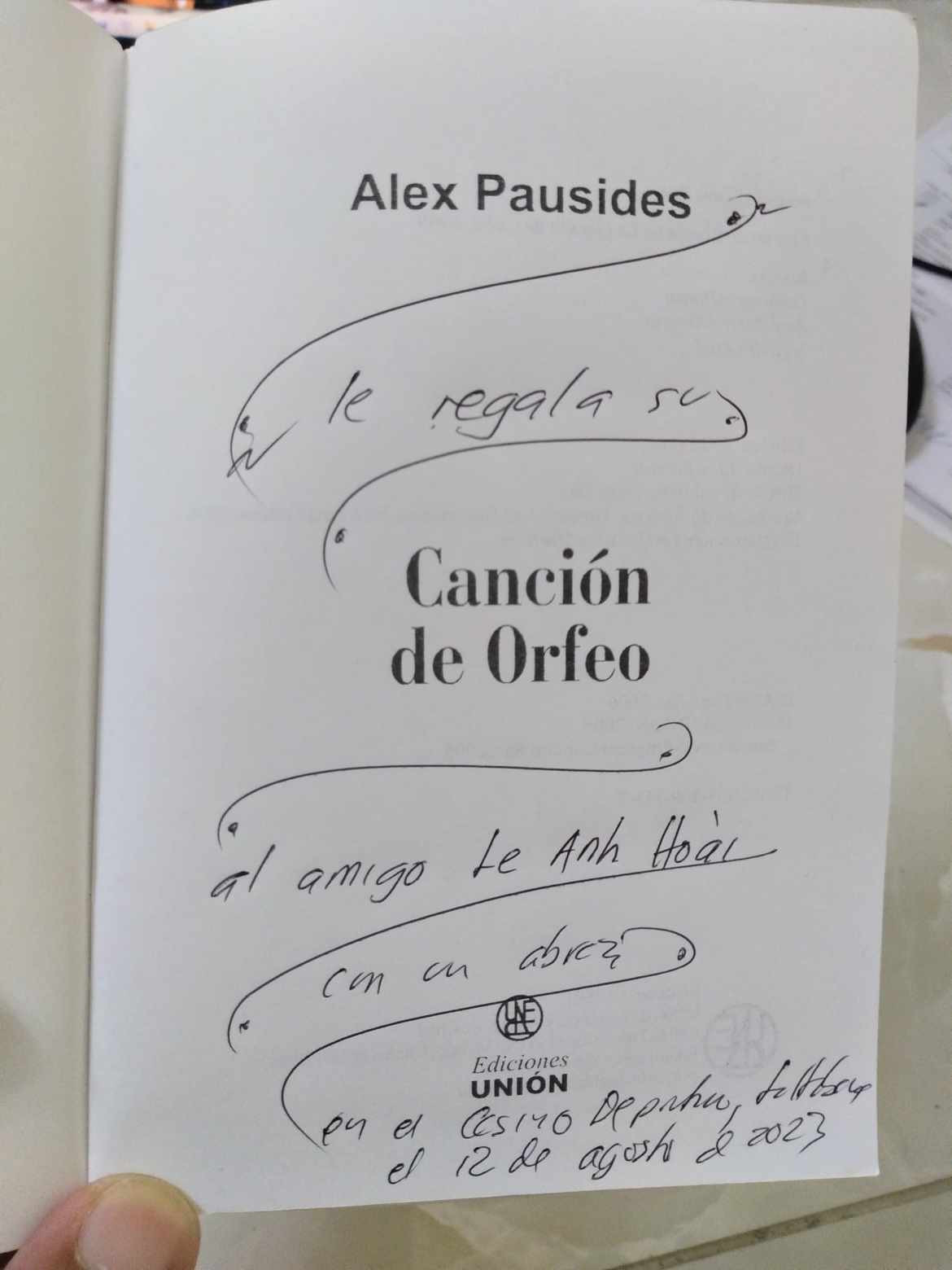 Bút tích trên tập thơ của Alex Pausides.