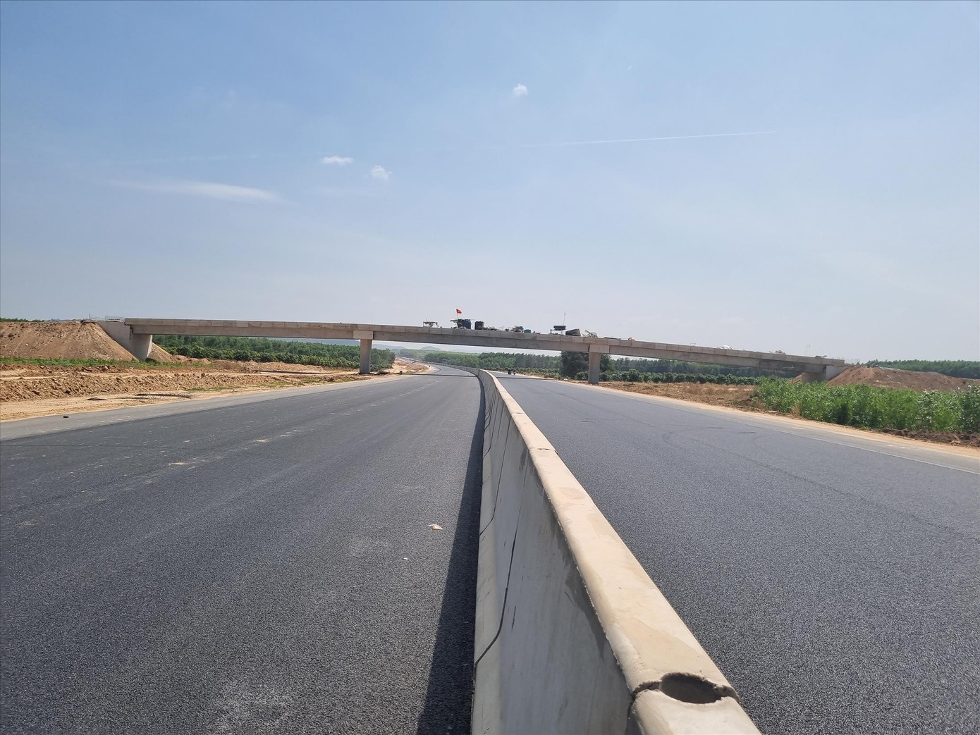 Tuyến cao tốc Phan Thiết - Dầu Giây qua địa bàn huyện Cẩm Mỹ (Đồng Nai) sẽ là lợi thế cho Cụm công nghiệp Long Giao thu hút nhà đầu tư.