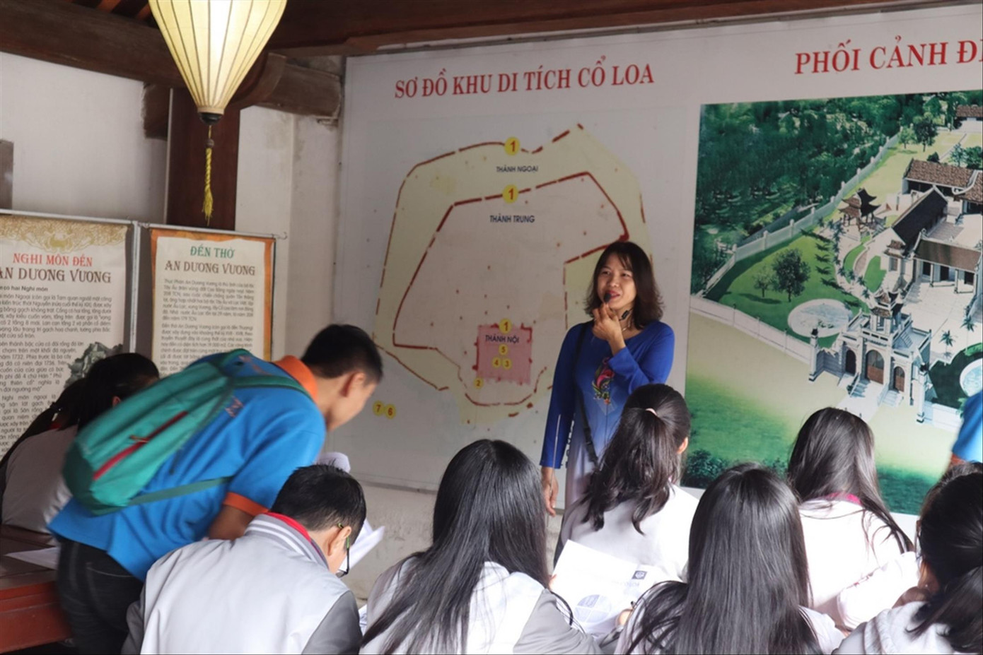 Một trong những hoạt động dạy và học lịch sử của giáo viên và học sinh ở Hà Nội