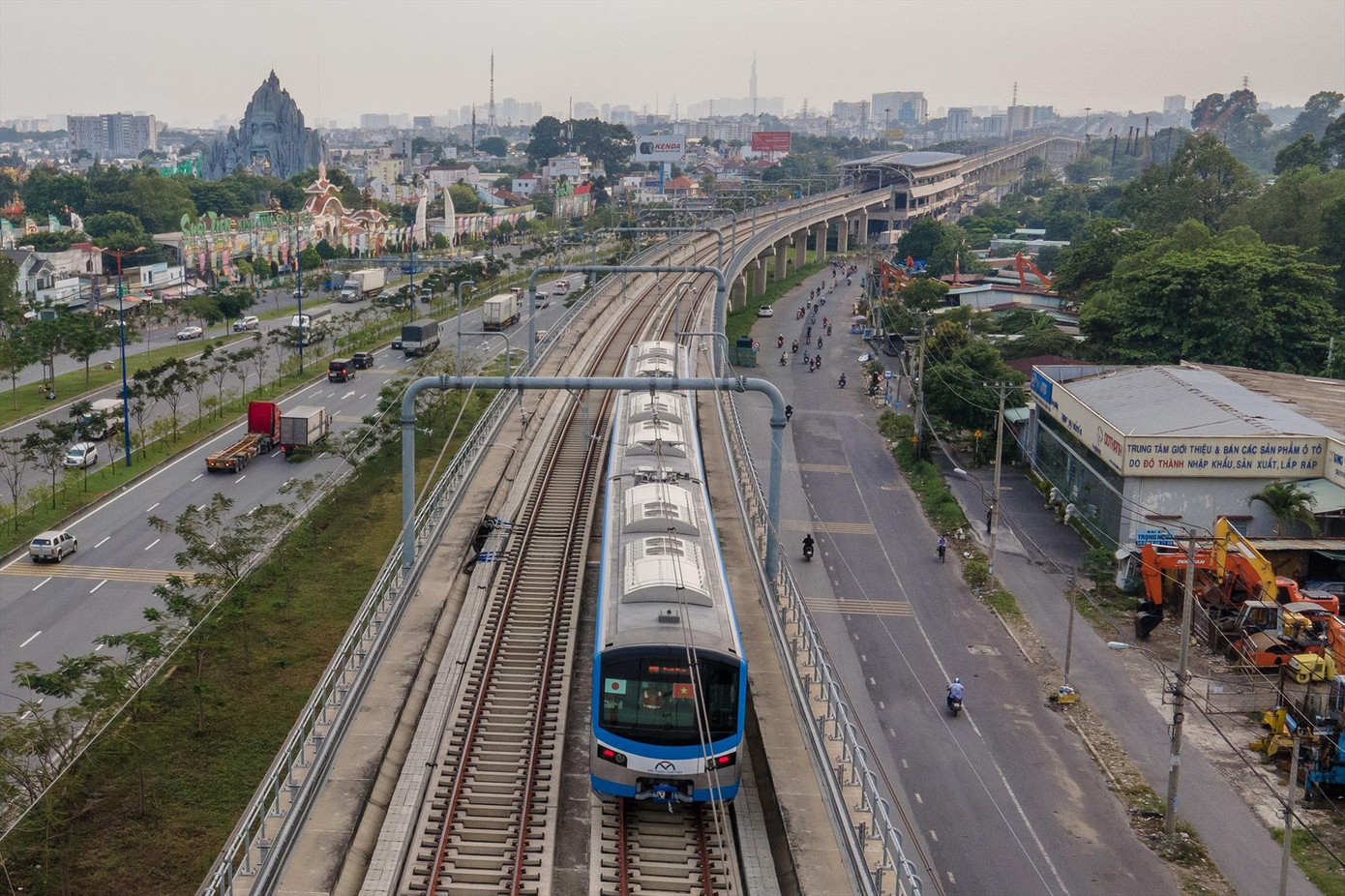 Một đoạn metro số 1 TPHCM. Ảnh: Phạm Nguyễn