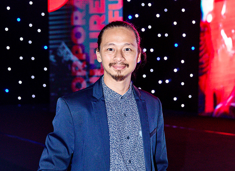 Chuyên gia truyền thông Vũ Trung Hiệp (Đồng sáng lập & CEO LinkStar Communication, Phó Chủ tịch điều hành Cộng đồng Marketing & Truyền thông Việt Nam) nhận định: Kênh triệu view chưa chắc nội dung đã chất lượng, chính xác. Chuyên gia truyền thông Vũ Trung Hiệp (Đồng sáng lập & CEO LinkStar Communication, Phó Chủ tịch điều hành Cộng đồng Marketing & Truyền thông Việt Nam) nhận định: Kênh triệu view chưa chắc nội dung đã chất lượng, chính xác.