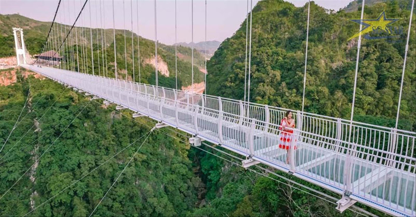 Mộc Châu với vẻ đẹp cao nguyên cùng cầu kính dài nhất thế giới được du khách quan tâm dịp Tết Mộc Châu với vẻ đẹp cao nguyên cùng cầu kính dài nhất thế giới được du khách quan tâm dịp Tết