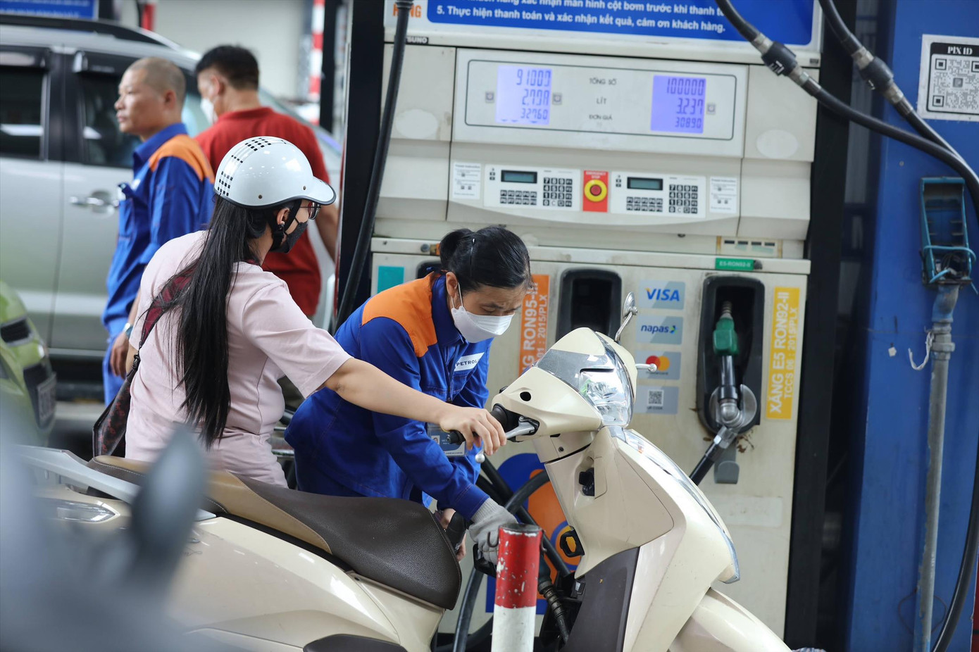 Thị trường xăng dầu cần được vận hành ổn định. Ảnh: Như Ý