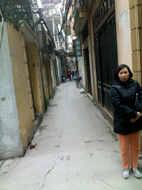 Hiện trường nơi nữ sinh nhảy lầu tự tử. Hiện trường nơi nữ sinh nhảy lầu tự tử