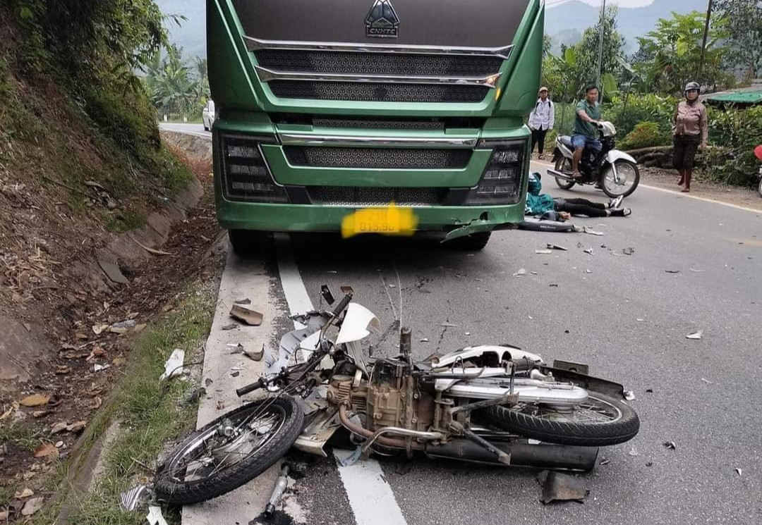 Hiện trường vụ tai nạn. Hiện trường vụ tai nạn.