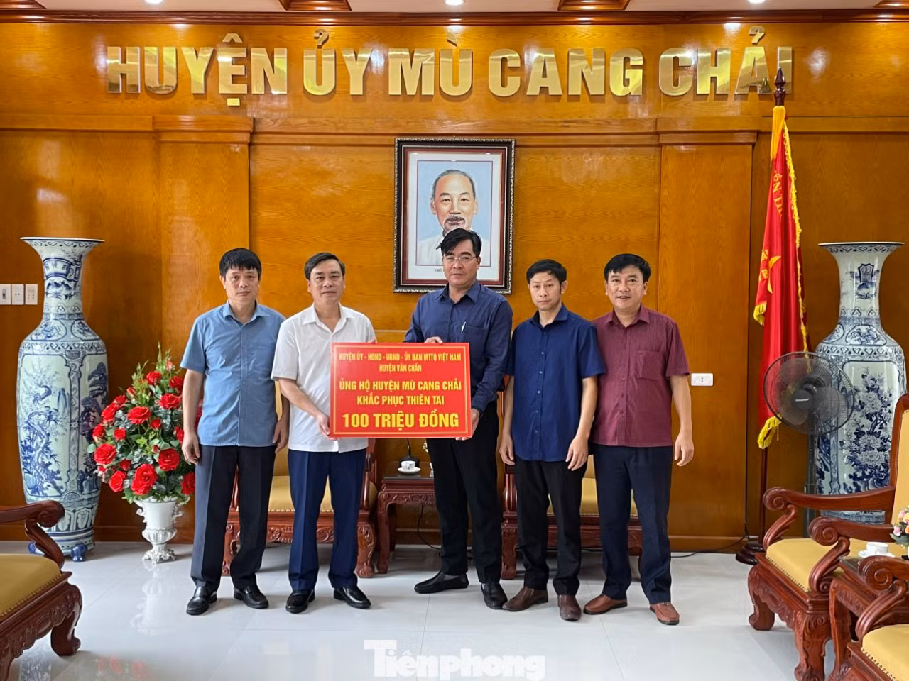 Đến hiện tại, huyện Mù Cang Chải đã nhận được 500 triệu đồng ủng hộ huyện khắc phục thiên tại.