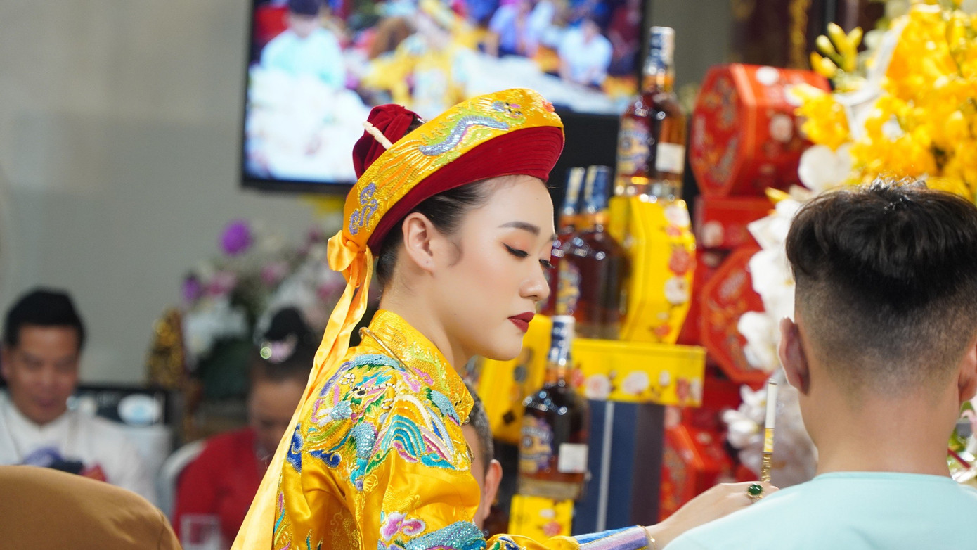 Hơn 100 nghệ nhân, thanh đồng tham gia diễn xướng tại Festival.