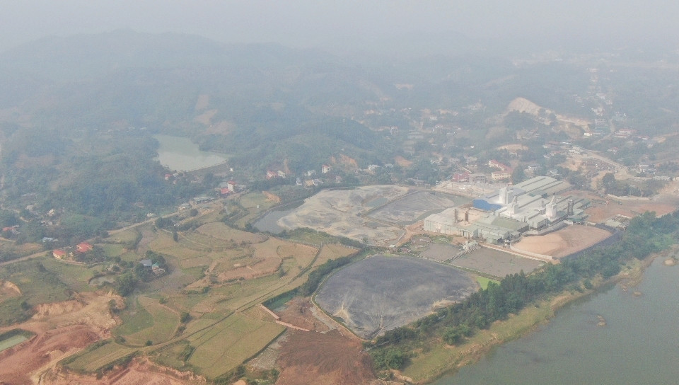 Nhà máy được xây dựng với quy mô hơn 10ha, tổng đầu tư hơn 242 tỷ đồng. Nhà máy được xây dựng với quy mô hơn 10ha, tổng đầu tư hơn 242 tỷ đồng.