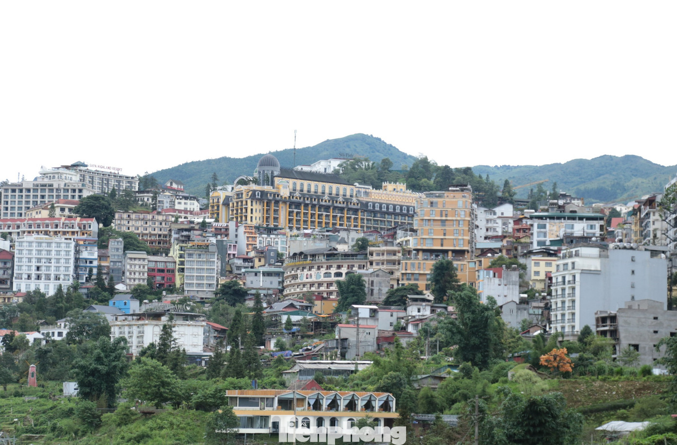 Các trường hợp không đảm bảo yêu cầu, chính quyền sẽ đình chỉ, tạm dừng hoặc cưỡng chế theo quy định để nâng cao hiệu quả trong công tác quản lý đất đai, xây dựng.