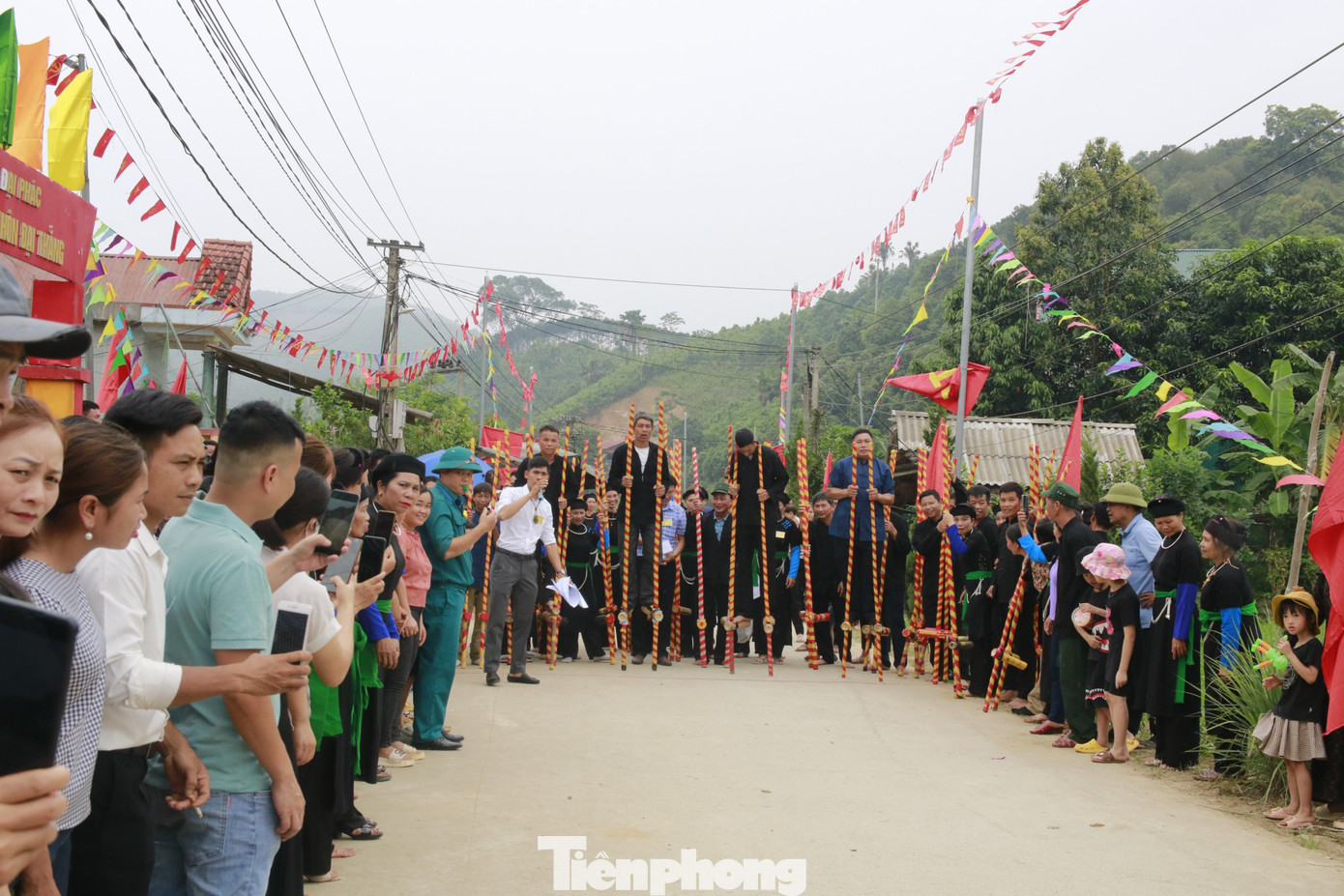 Qua ngày hội là dịp để chính quyền địa phương có thêm những kinh nghiệm nhằm phục dựng, giới thiệu, quảng bá nét đẹp văn hóa truyền thống dân tộc Tày nói chung và người Tày Văn Yên nói riêng, các môn thể thao dân gian truyền thống, các món ẩm thực đặc sắc của các địa phương trên địa bàn xã đến người dân và du khách thập phương.