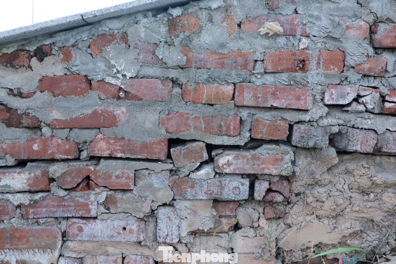 Tuy nhiên, theo ông Phan Văn Khôi, hiện mới chỉ có chủ trương và phê duyệt kinh phí. Việc đánh giá thực trạng, lên phương án cải tạo, sửa chữa... cần thời gian để thực hiện.