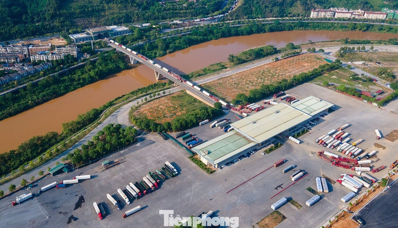 Cửa khẩu Quốc tế đường bộ số II Kim Thành