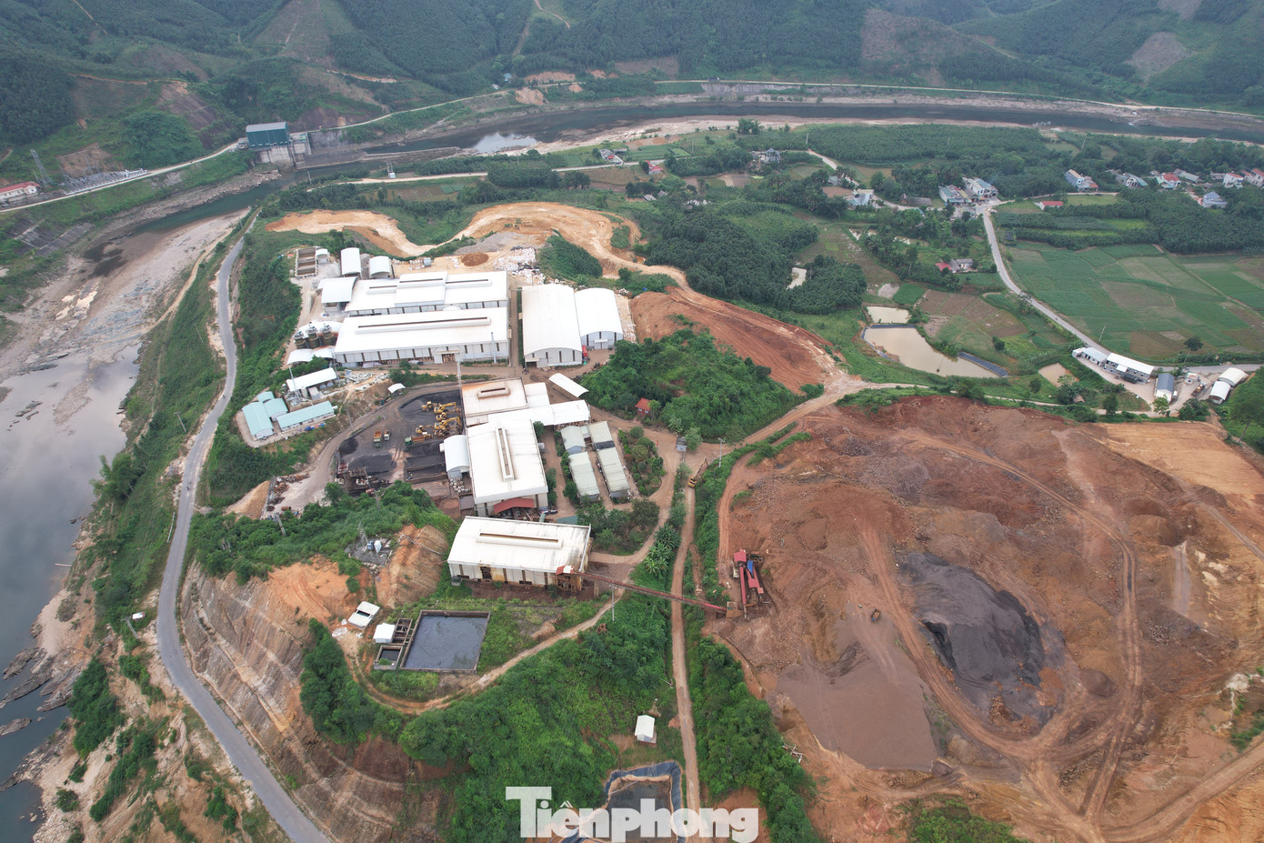 Cận cảnh khu mỏ đất hiếm mới bị phong tỏa, điều tra sai phạm ở Yên Bái ảnh 8
