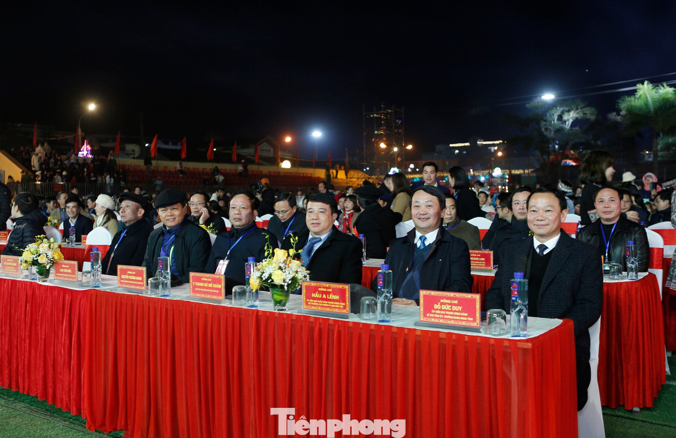 Các đại biểu Trung ương và địa phương tham dự buổi lễ. Các đại biểu Trung ương và địa phương tham dự buổi lễ.