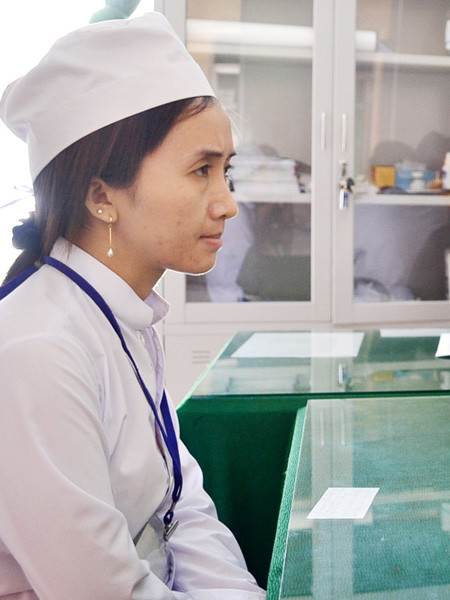 Điều dưỡng viên Nguyễn Thị Thạnh. Ảnh: Việt Hương 