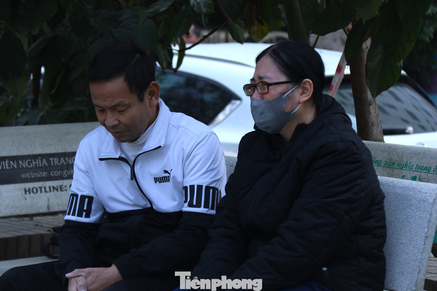 Do nhiều thi thể đã bị cháy biến dạng nên người thân phải chờ kết quả xác định mẫu ADN.